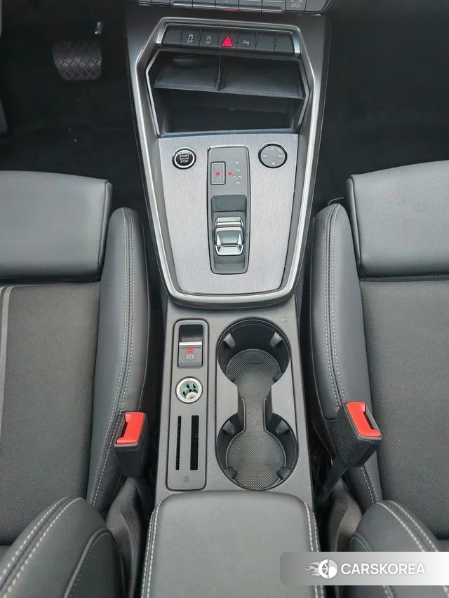 Audi A3 2023 Темно-серый из Китая, фото 5