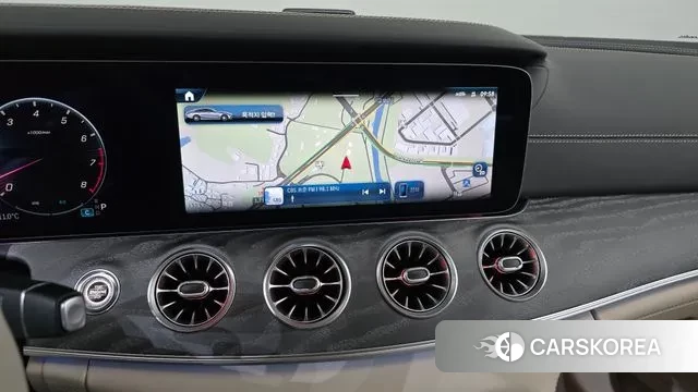 Mercedes-Benz AMG GT 2025 Белый из Кореи, фото 5