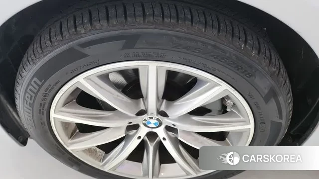 BMW 5 Series (G30) 2018 Серебряный из Кореи, фото 5