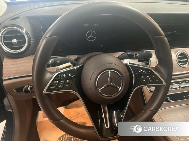 Mercedes-Benz E-class 2023 Черный из Китая, фото 5