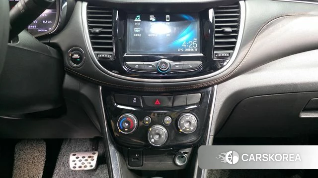 Chevrolet (GM Daewoo) The New Trax 2019 Серебристо-серый из Кореи, фото 5