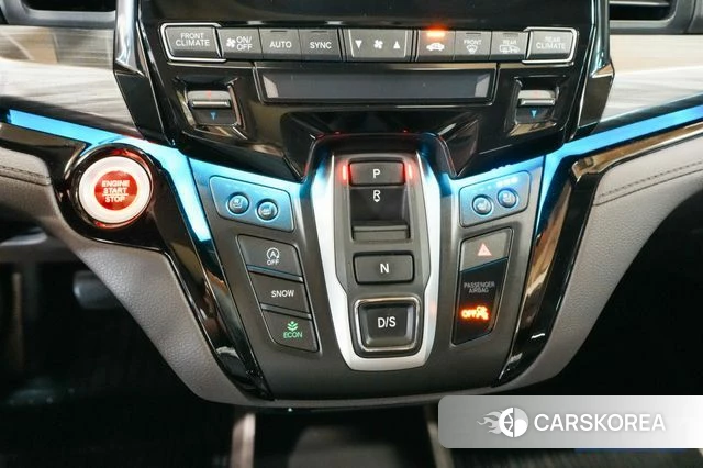 Honda Odyssey 2022 Белый из Кореи, фото 5
