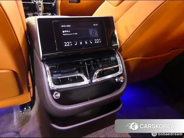 Bentley Flying Spur 3rd Generation 2023 Белый из Кореи, фото 5