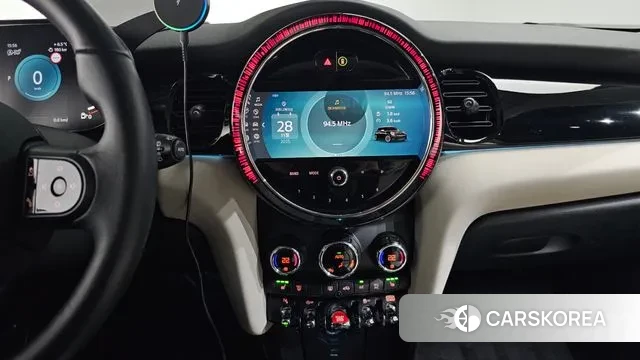 Mini Cooper S 2023 Зеленый из Кореи, фото 5