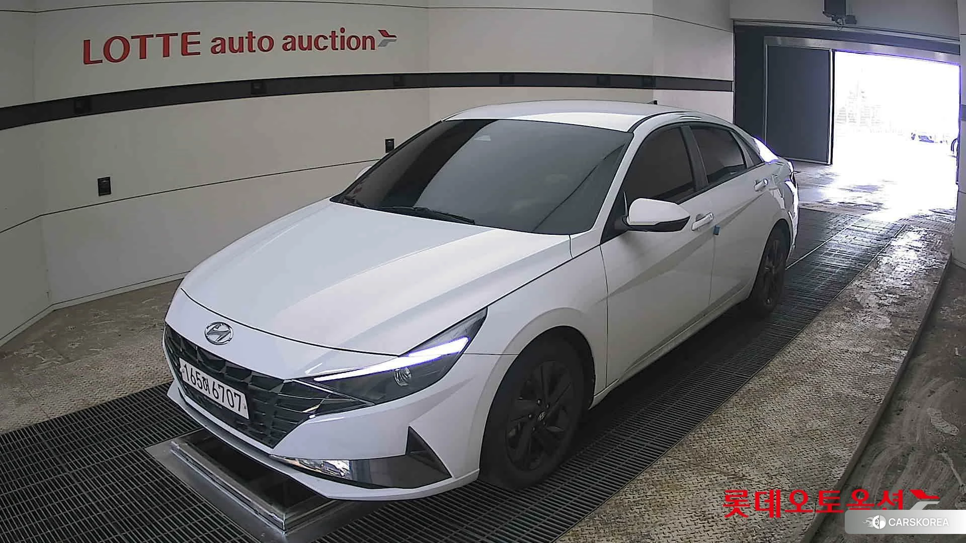 Hyundai Avante Hybrid 2022 Polar White из Кореи, фото 5