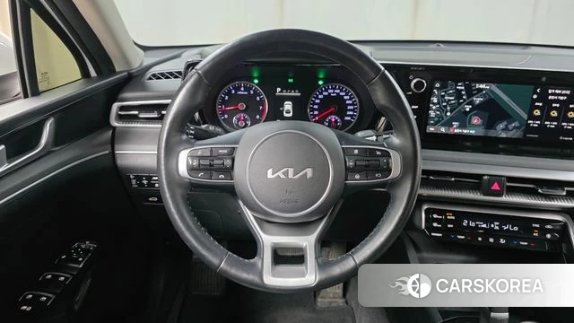Kia K5 3rd generation 2022 Белый из Кореи, фото 5