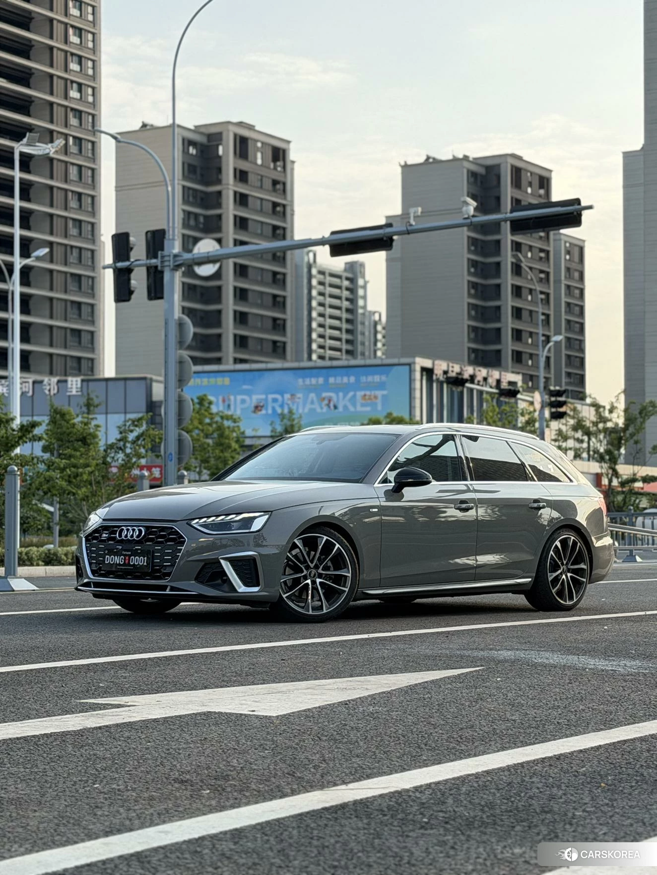 Audi A4 (import) 2021 Темно-серый из Китая, фото 5