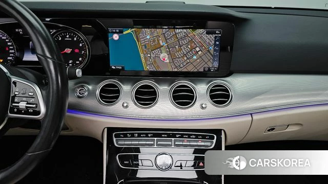 Mercedes-Benz E-Class W213 2019 Черный из Кореи, фото 5
