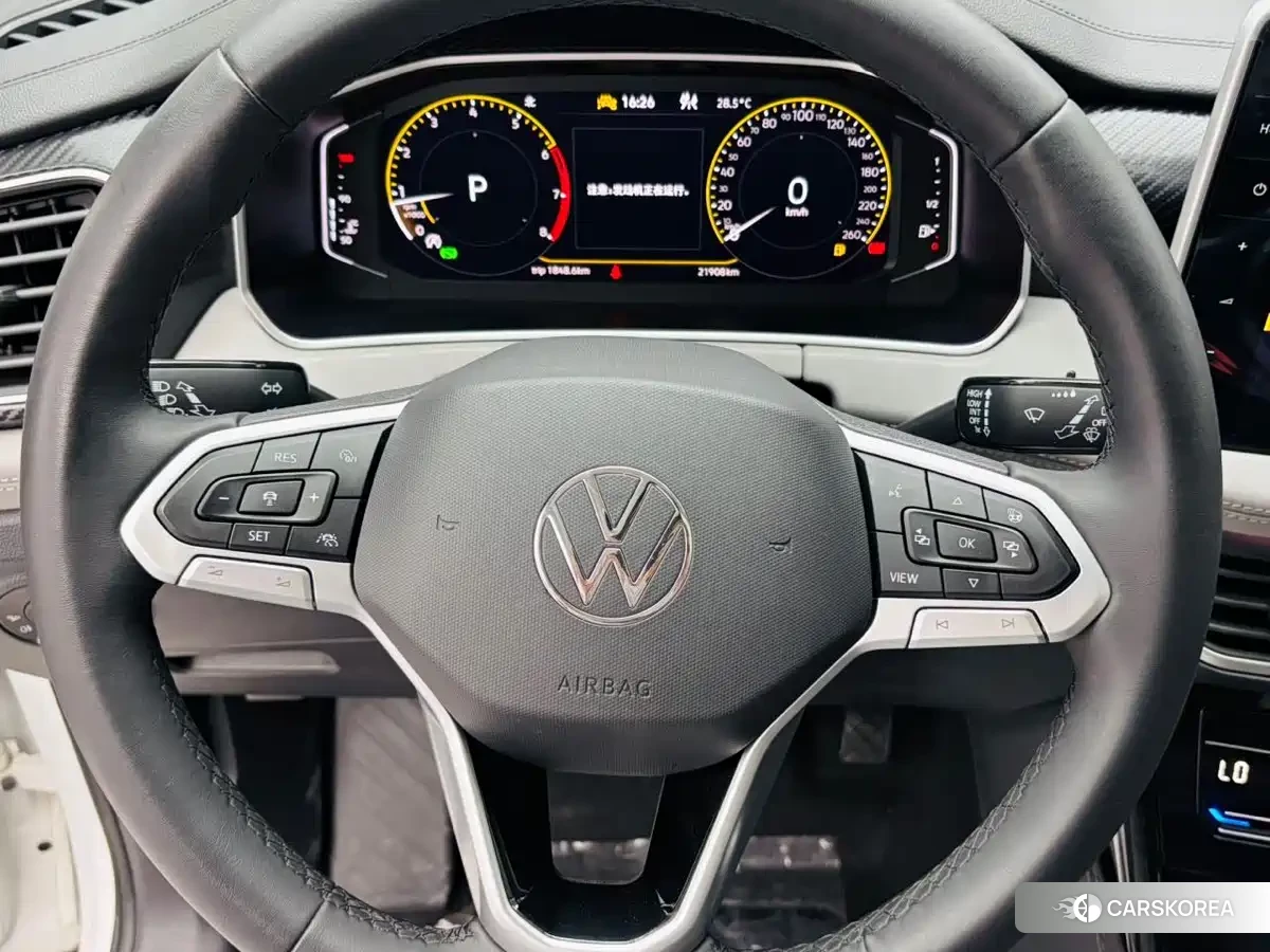 Volkswagen Tayron 2023 Белый из Китая, фото 5