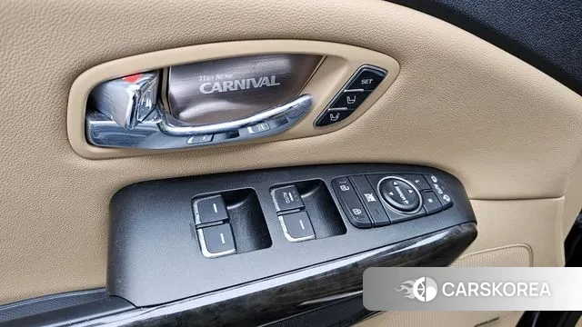 Kia The New Carnival 2019 Черный из Кореи, фото 5