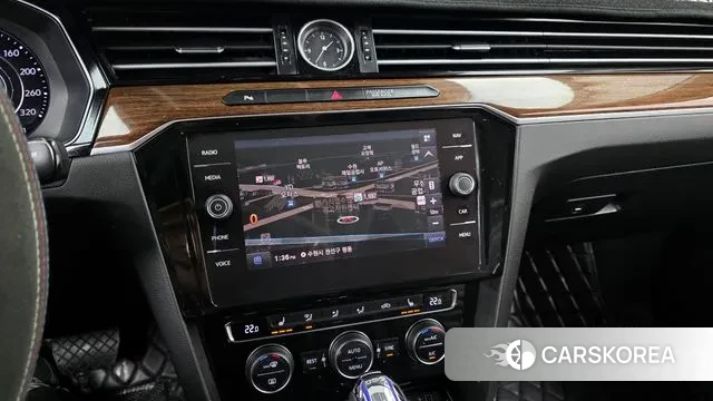 Volkswagen Passat GT (B8) 2018 Белый из Кореи, фото 5