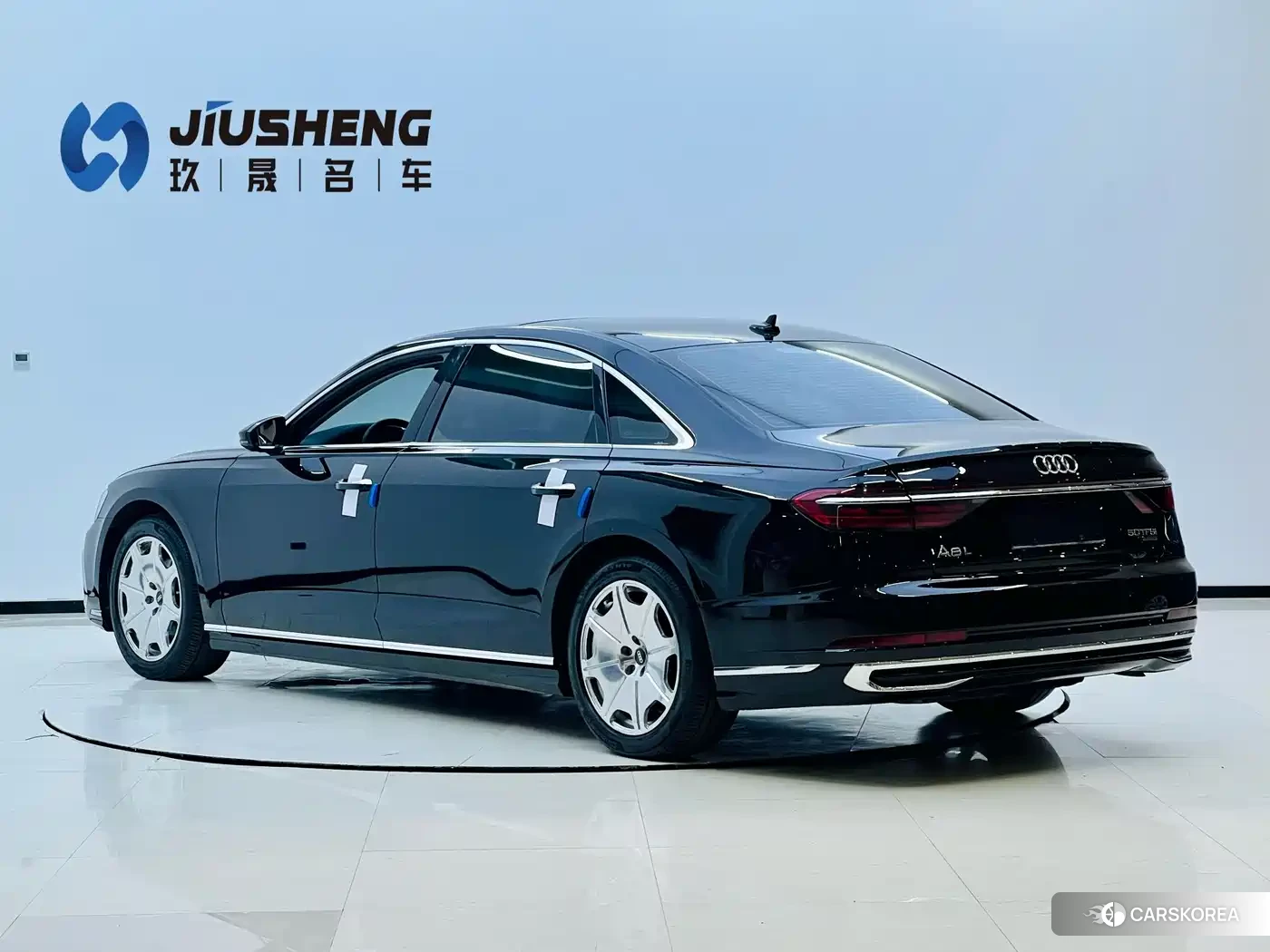 Audi A8 2023 Черный из Китая, фото 5