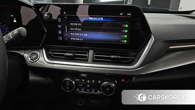 Chevrolet (GM Daewoo) Trax Crossover 2023 Черный из Кореи, фото 5