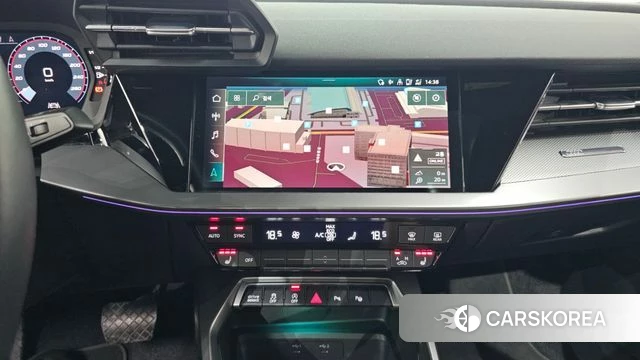 Audi A3 (8Y) 2023 Белый из Кореи, фото 5