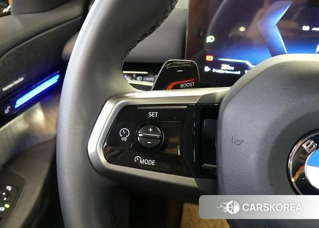 BMW 5 Series (G60) 2024 Серебристо-серый из Кореи, фото 5