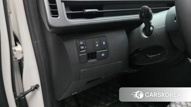 Hyundai Staria 2024 Белый из Кореи, фото 5