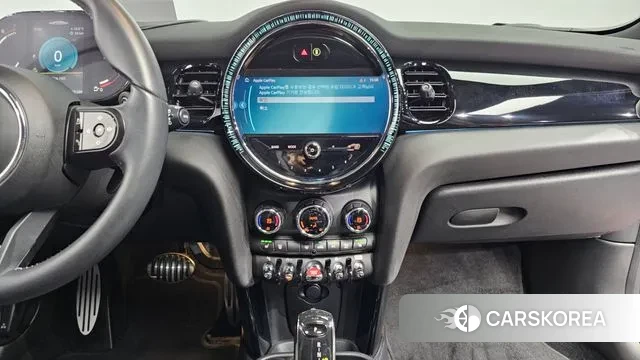 Mini Cooper S 2023 Красный из Кореи, фото 5