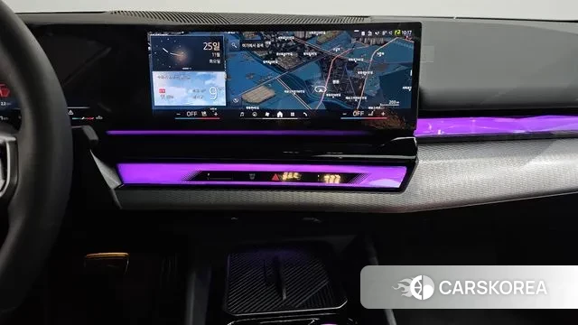 BMW 5 Series (G60) 2025 Белый из Кореи, фото 5