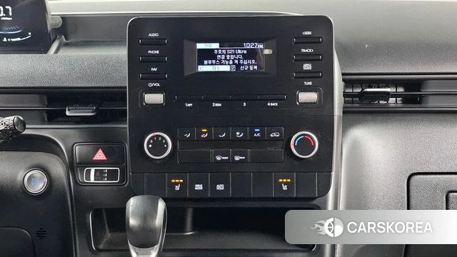 Hyundai Staria 2022 Белый из Кореи, фото 5