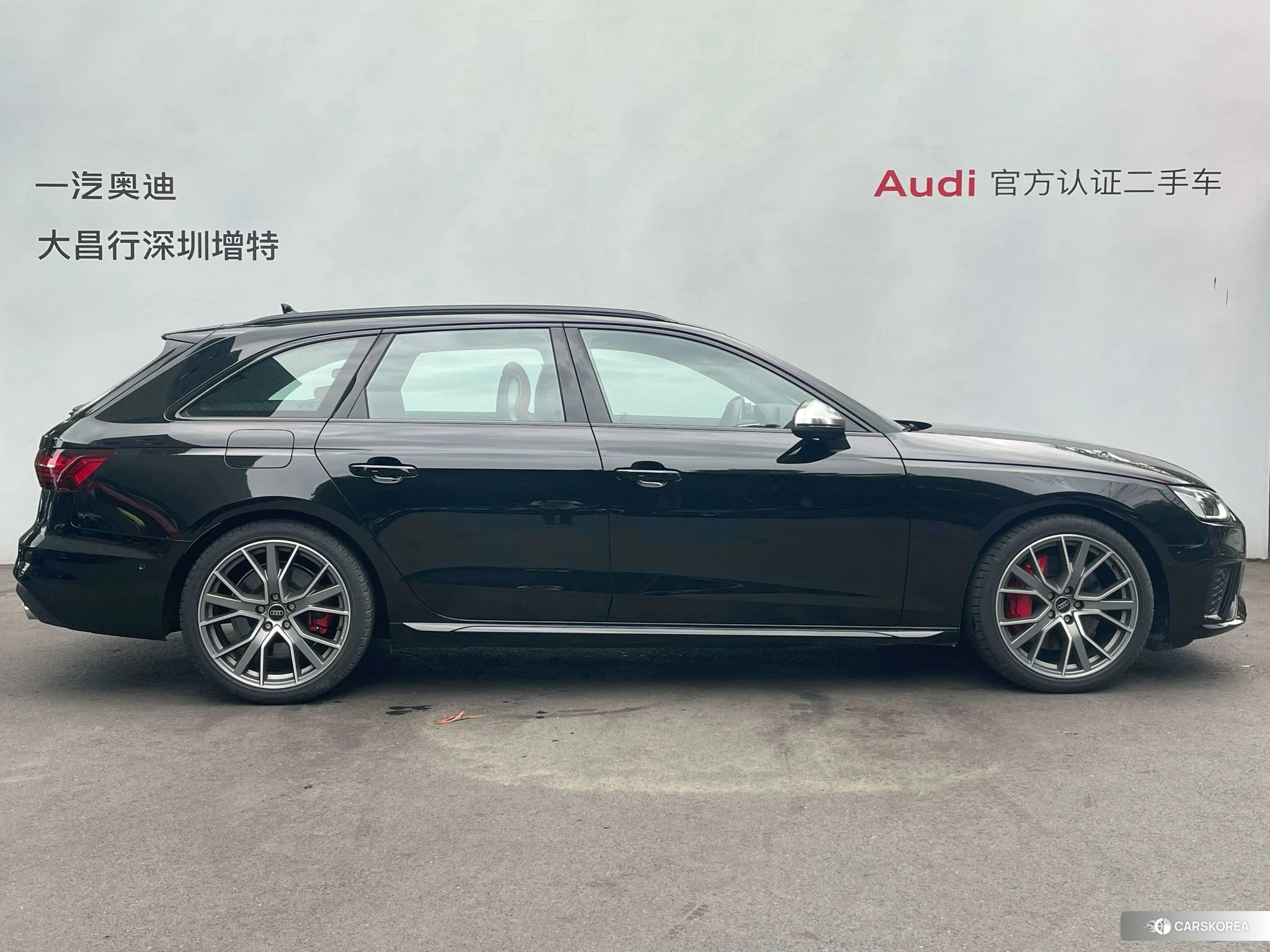 Audi S4 2023 Черный из Китая, фото 5