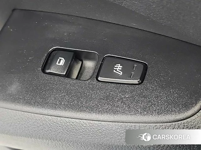 Kia Seltos 2022 Белый из Кореи, фото 5