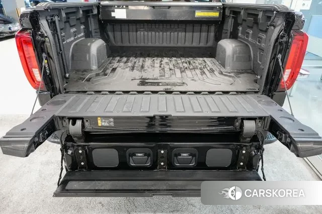 GMC Sierra 2023 Черный из Кореи, фото 5