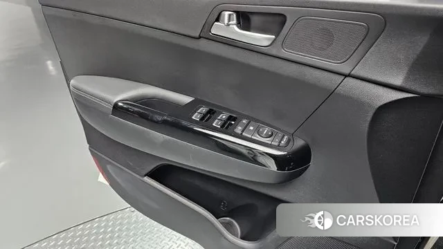 Kia Sportage 4th Generation 2018 Белый из Кореи, фото 5