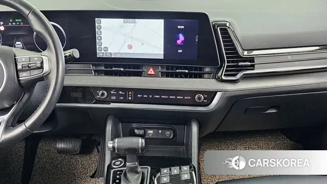 Kia Sportage 5th Generation 2023 Белый из Кореи, фото 5