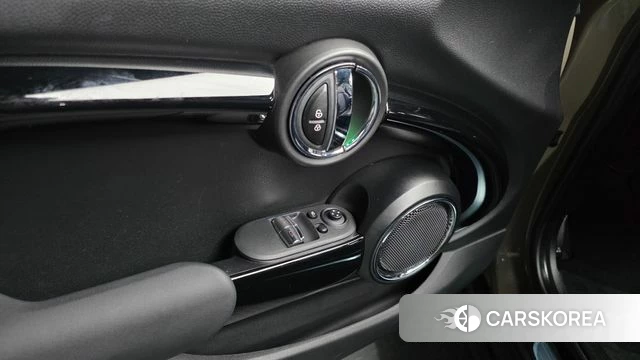 Mini Cooper 2020 Песочный из Кореи, фото 5
