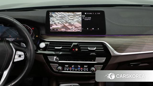 BMW 5 Series (G30) 2022 Черный из Кореи, фото 5