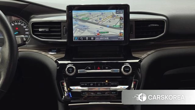 Ford Explorer 6th Generation 2022 Белый из Кореи, фото 5