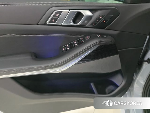 BMW X5 (G05) 2025 Серебристо-серый из Кореи, фото 5