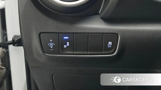 Hyundai Kona 2018 Белый из Кореи, фото 5