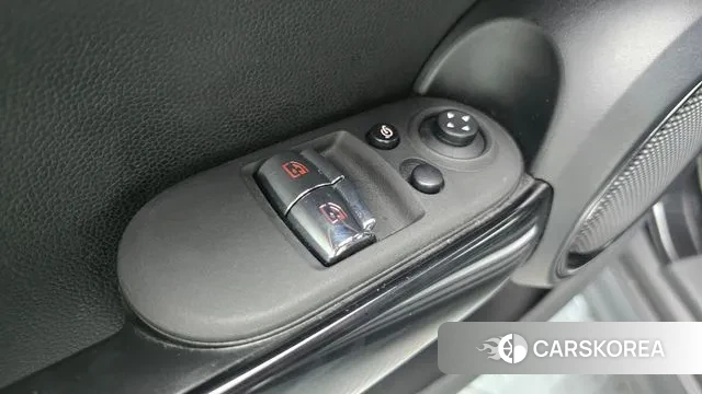 Mini Cooper Electric 2022 Черный из Кореи, фото 5