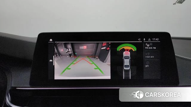BMW 5 Series (G30) 2020 Белый из Кореи, фото 5
