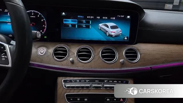 Mercedes-Benz E-Class W213 2021 Белый из Кореи, фото 5