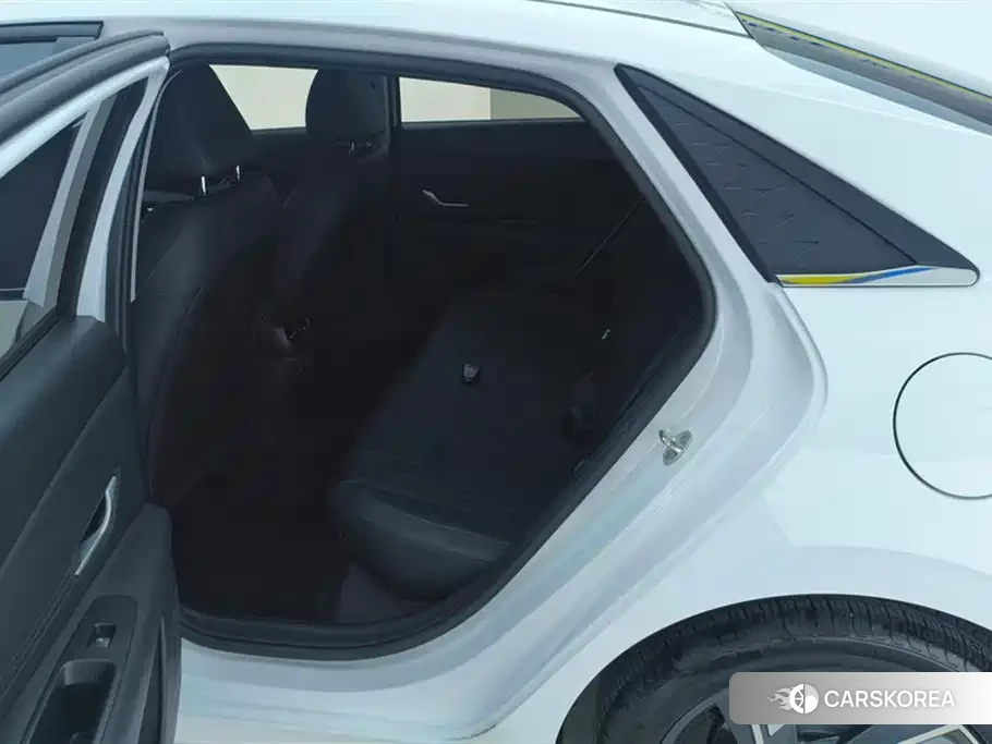 Hyundai Elantra 2025 Белый из Китая, фото 5