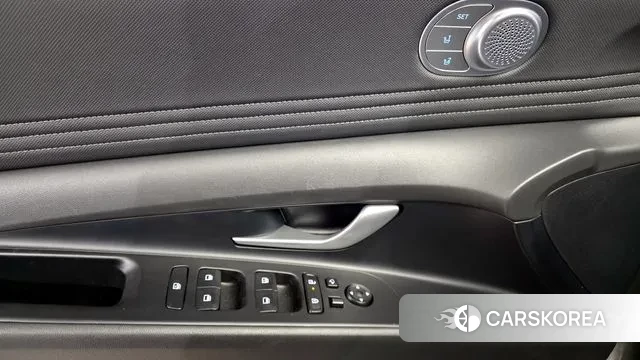 Hyundai The New Avante (CN7) 2023 Серый из Кореи, фото 5