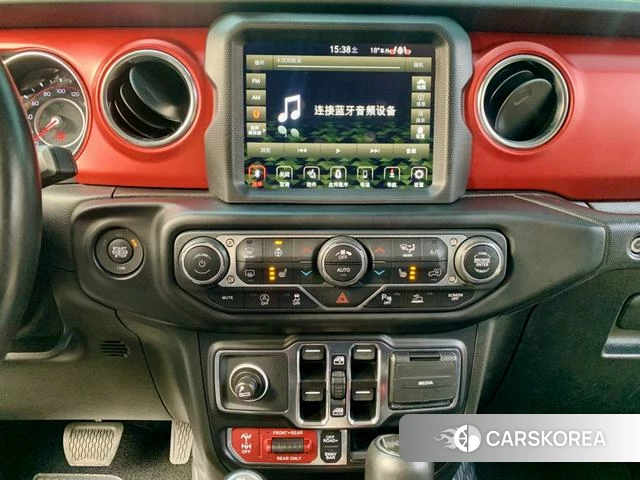 Jeep Wrangler 2022 Темно-серый из Китая, фото 5