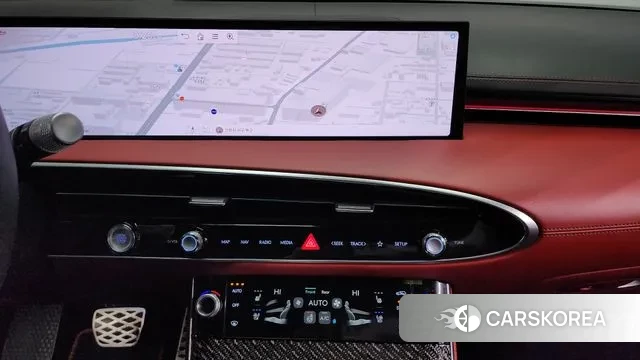 Genesis GV70 2024 Черный из Кореи, фото 5