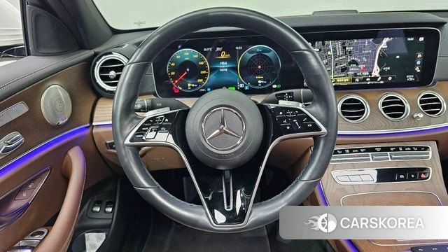 Mercedes-Benz E-Class W213 2021 Белый из Кореи, фото 5