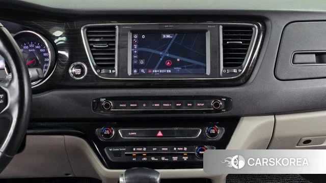 Kia The New Carnival 2018 Белый из Кореи, фото 5