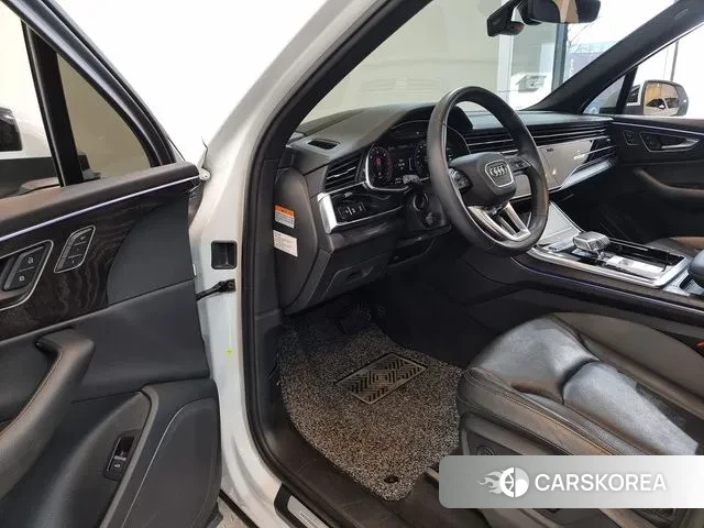 Audi Q7 (4M) 2022 Белый из Кореи, фото 5