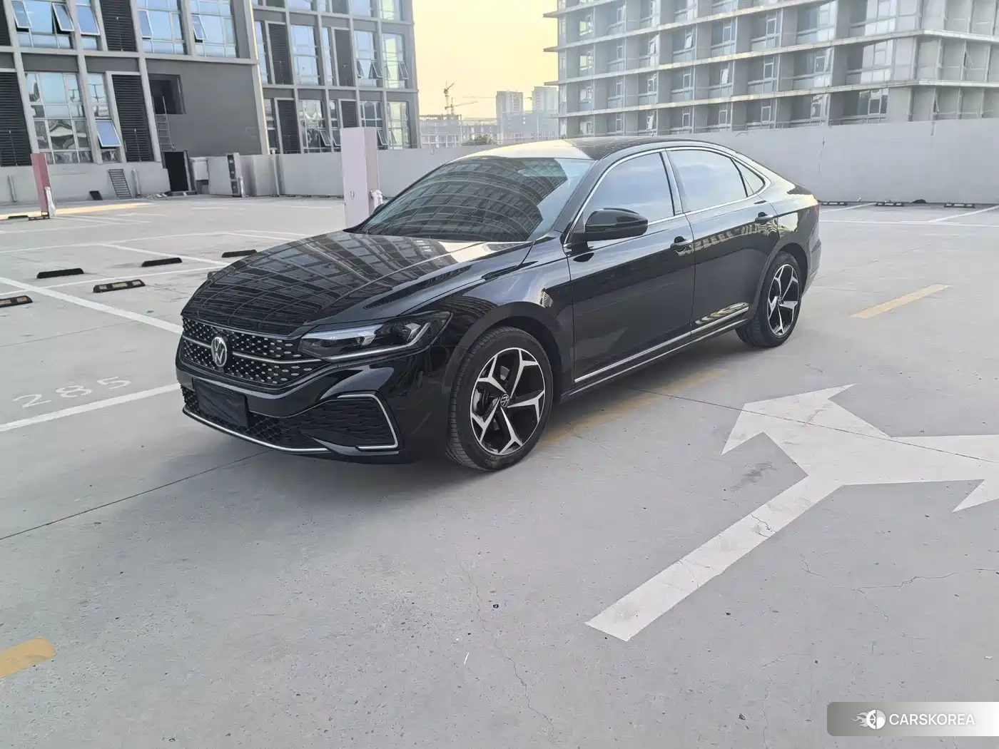 Volkswagen Passat 2024 Черный из Китая, фото 5