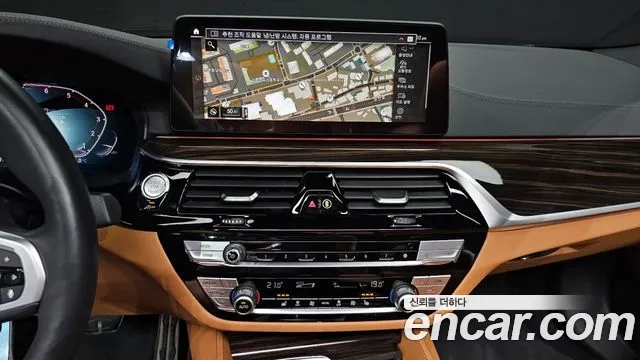 BMW 5 Series (G30) 2021 Белый из Кореи, фото 5