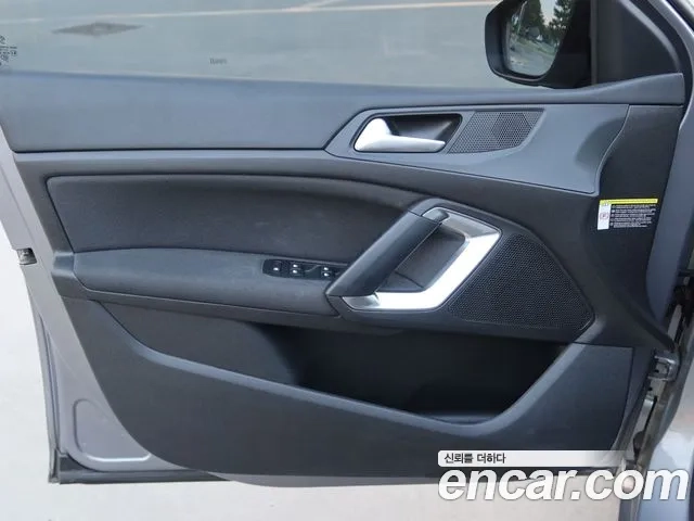 Peugeot 308SW Second generation 2018 Серебристо-серый из Кореи, фото 5