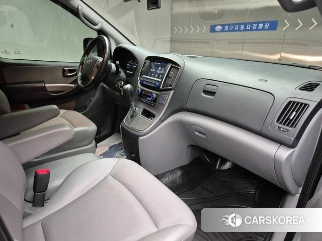 Hyundai The New Grand Starex 2020 Черный из Кореи, фото 5