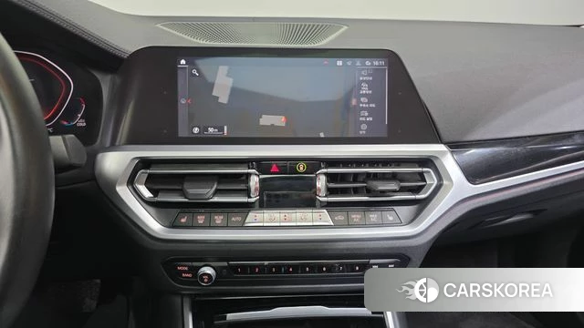 BMW 3 Series (G20) 2019 Белый из Кореи, фото 5