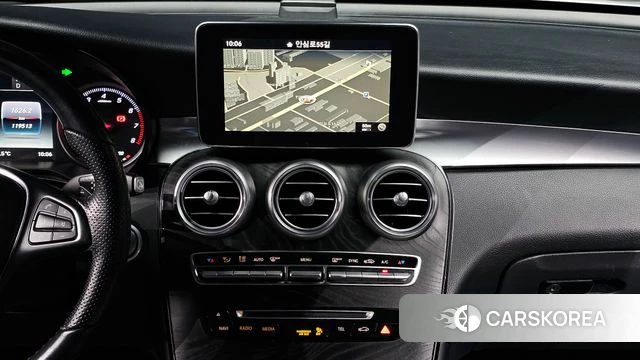 Mercedes-Benz GLC-Class X253 2019 Белый из Кореи, фото 5