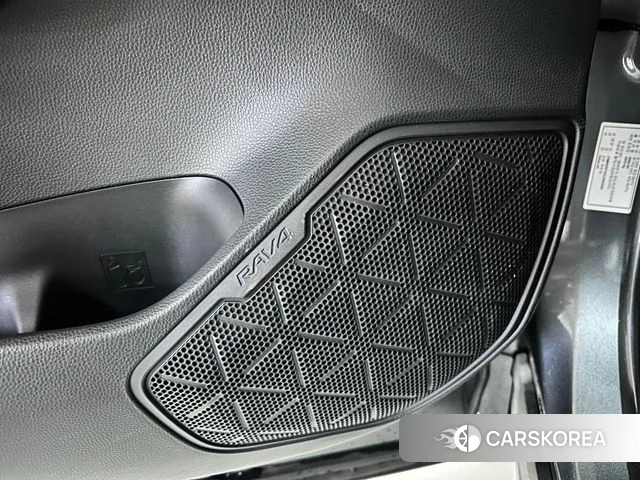 Toyota RAV4 5th Generation 2020 Серый из Кореи, фото 5